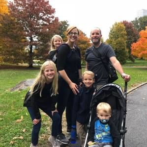 Meet your Posher, Dana